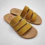 Three Strap Slide - Image 13